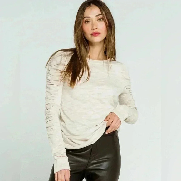 We The Free Tops - Free People We the Free Natasha Tee in Sand Size Medium